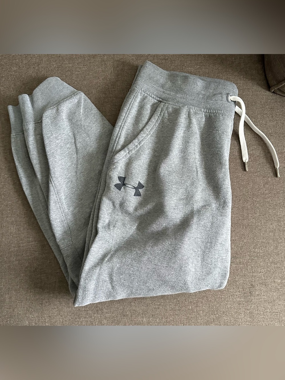 Under Armour Women’s Gray Drawstring Fleece Joggers
